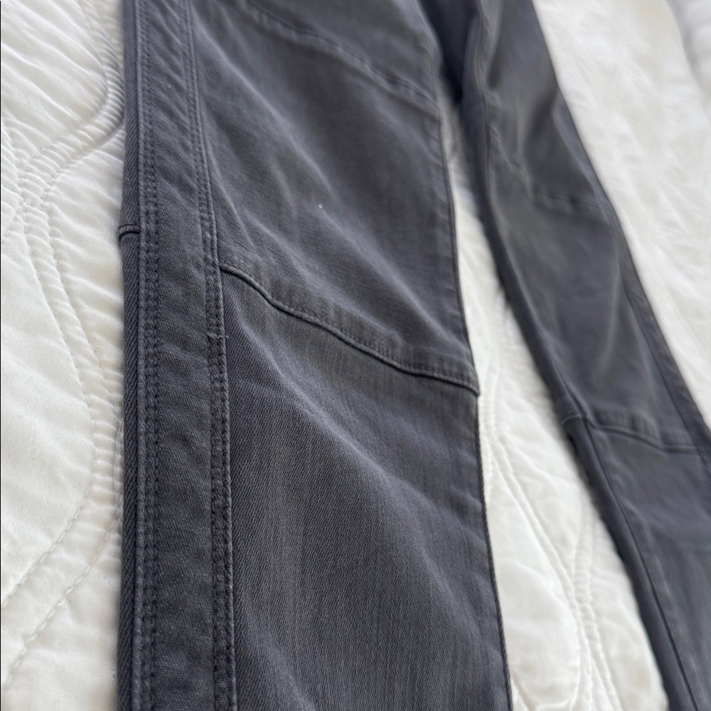 American Eagle Outfitters Next level stretch Gray Jeans - Picture 7 of 8